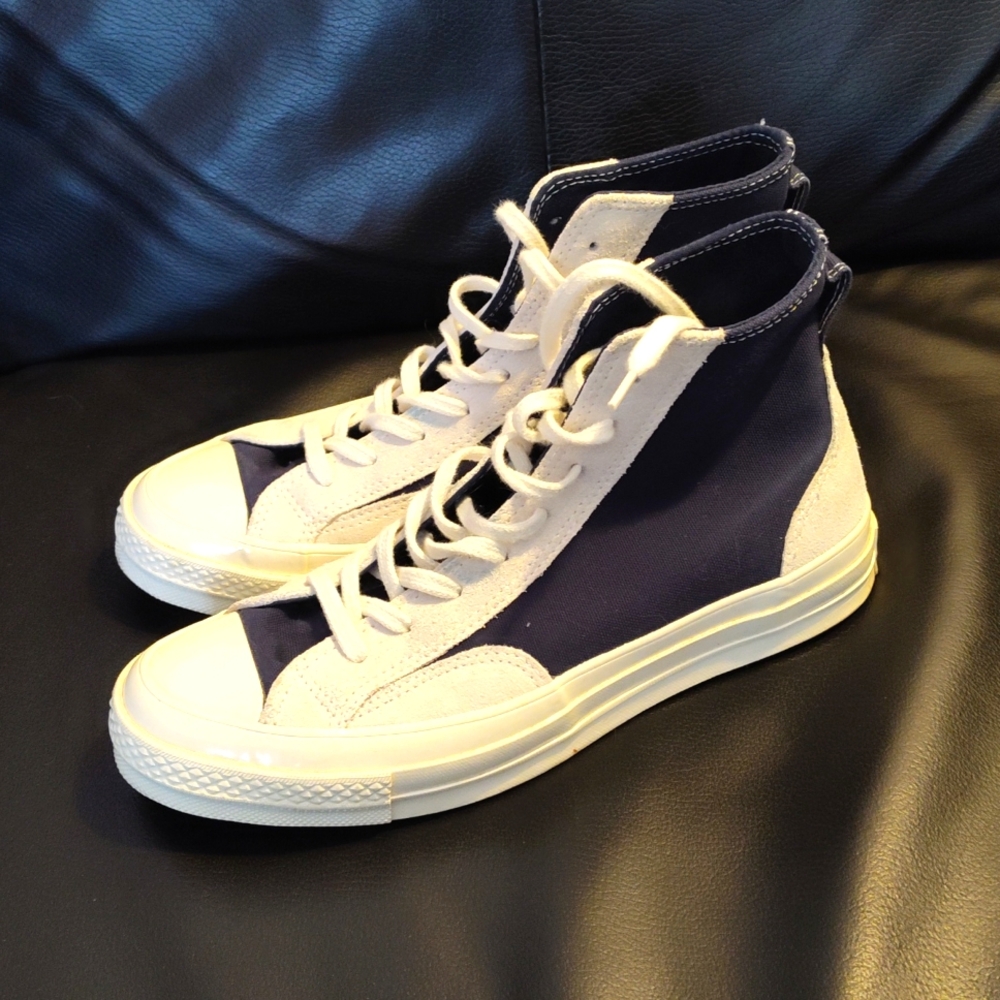 Navy blue Chucky Converse